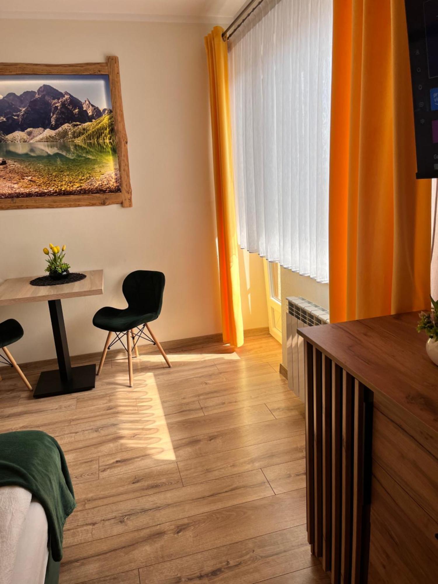 Widokowy Apartament - Pokoje Goscinne Banska Wyzna Εξωτερικό φωτογραφία